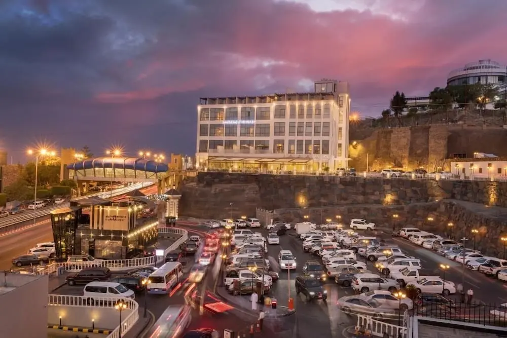 Abha - Sarwat Park Hotel